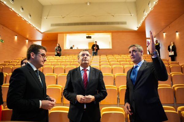 Inaugurado el Teatro de Palomares del R&iacute;o tras una inversi&oacute;n de 1,3 millones de euros del Plan Contigo de la Diputaci&oacute;n