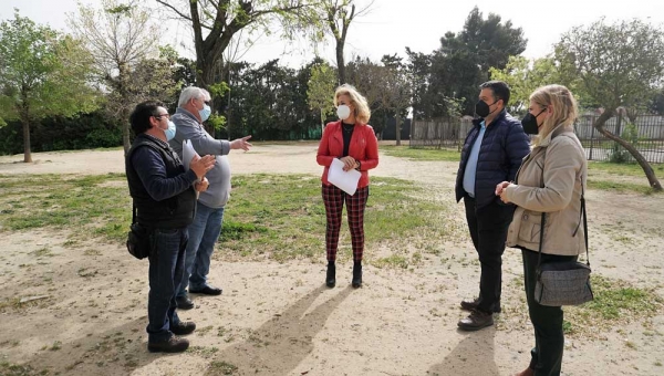 Carmen Herrera anuncia que la Avenida Pl&aacute;cido Fern&aacute;ndez Viagas contar&aacute; con un gran parque canino
