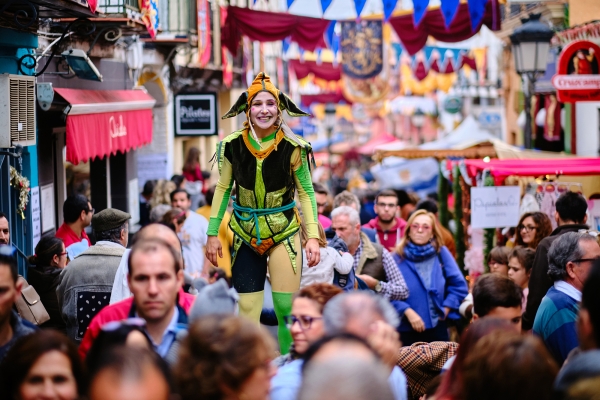 El XV Mercado Medieval y Navide&ntilde;o  de Gines abre este jueves la puerta a  cuatro d&iacute;as repletos de fantas&iacute;a