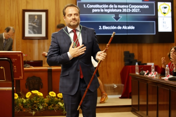 Antonio Conde, reelegido alcalde de Mairena del Aljarafe por el pleno