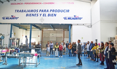 El Milagrito muestra sus instalaciones y los proyectos de crecimiento a su plantilla en el primer Family Day
