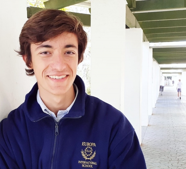 Alumno del Colegio Internacional Europa consigue la Medalla de Oro en la Olimpiada Matem&aacute;tica Nacional