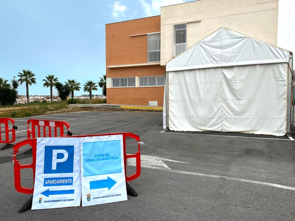 Desde este lunes, el Centro de Salud de Gines realiza test PCR para detectar el COVID-19 en pacientes con s&iacute;ntomas