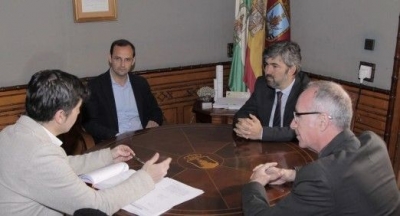 Coria del R&iacute;o y Sanl&uacute;car de Barrameda comienzan a trabajar una estrategia com&uacute;n vinculada a Jap&oacute;n y al Guadalquivir