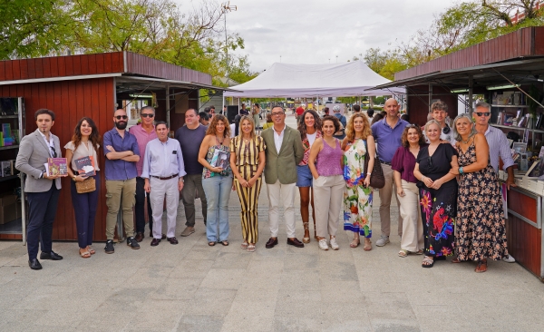 Carmona cierra cuatro d&iacute;as de literatura y cultura compartida con su V Feria del Libro