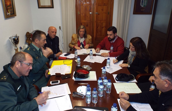 La Junta Local de Seguridad de Gines profundiza en la coordinaci&oacute;n para reducir las infracciones y delitos