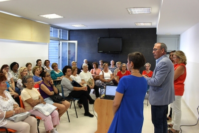 Cincuenta mujeres participan en el Aula de Cultura y G&eacute;nero que organiza el Centro de la Mujer de San Juan de Aznalfarache