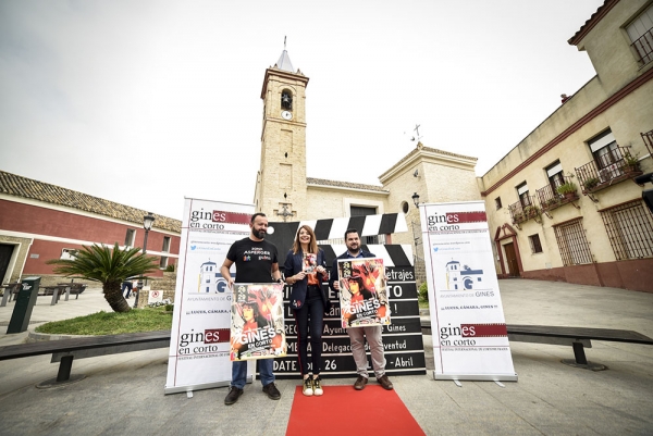 Todo listo para la gran cita de Gines con el cine