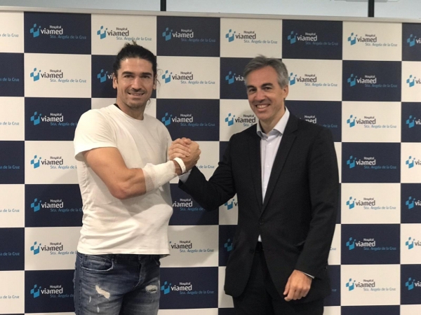 Sevilla se convierte en referente de traumatolog&iacute;a deportiva con una t&eacute;cnica pionera realizada por el doctor Emilio L&oacute;pez-Vidriero