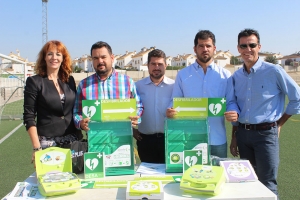 El Ayuntamiento de Gines adquiere nuevos desfibriladores para las instalaciones deportivas municipales