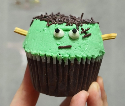 C&oacute;mo preparar Cupcakes de Frankestein en casa de forma f&aacute;cil