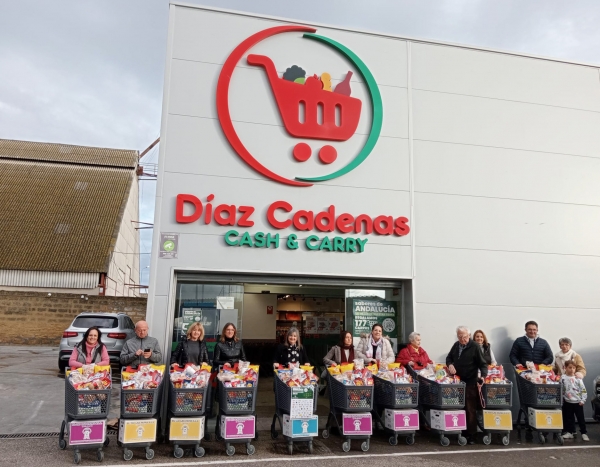 D&iacute;az Cadenas sortea 177 carros de productos andaluces y regala 17 carros solidarios para asociaciones y familias