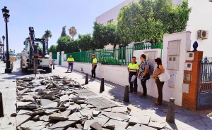 Se inicia en Espartinas la obra de rehabilitaci&oacute;n de las calles Leal Casta&ntilde;o y Maestro Nacional Curro &Iacute;&ntilde;igo