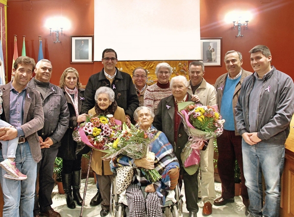 Villanueva del Ariscal rinde homenaje a tres mujeres de m&aacute;s de 80 a&ntilde;os como modelos de vida