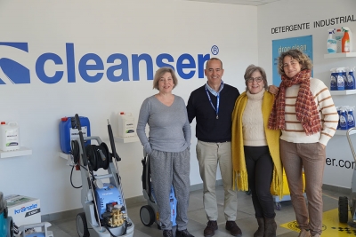 De izquierda a derecha, Carmen Mart&iacute;n Sanz, Ignacio Mart&iacute;n Sanz, Montserrat Mart&iacute;n Sanz y Beatriz Mart&iacute;n Sanz, directivos de la empresa Cleanser.